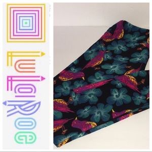💥SALE🌺 OS Lularoe leggings w/ flowers and birds